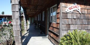 link to full image of Steelhead Lodge Motel, Klamath
