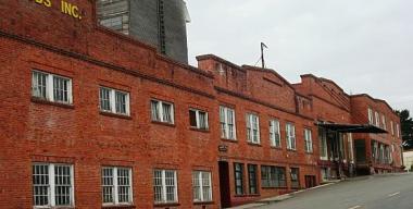 link to full image of Loleta - Brick warehouse 1