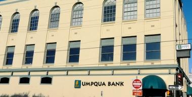 link to full image of Eureka - Umqua Bank
